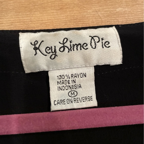 Key Lime Pie Women’s Crop button down boxy artsy beaded top boho ethnic M - Picture 7 of 7